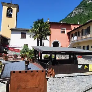 Couette-café Monastero, Dubino